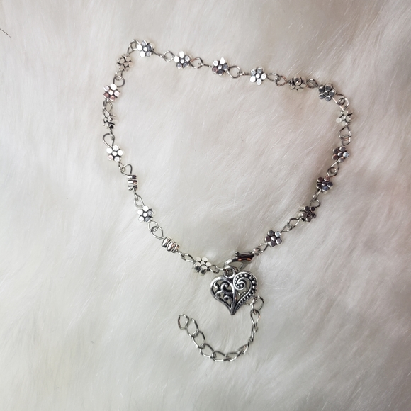 Polkadot Bunny Boutique Jewelry - Flower and Heart Anklet